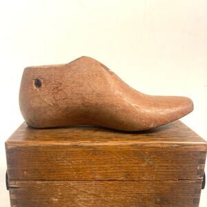 Wood Antique Baby Shoe Form Factory Reclaimed Size 3 1/2